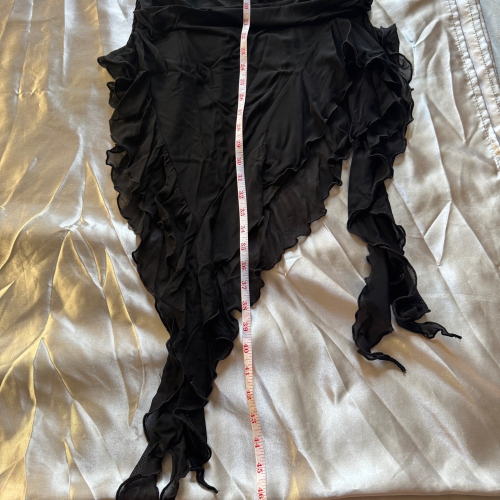 Black Irregular Ruffle Trim Dress - Picture 12 of 12